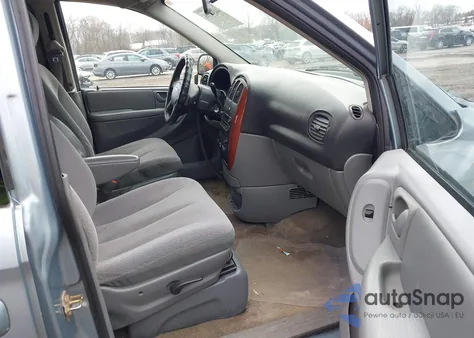 2006 Chrysler Town & Country z USA, uszkodzony, nr VIN 1A4GP45R76B755355